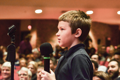 A student asks the Indiana Supreme Court a question.